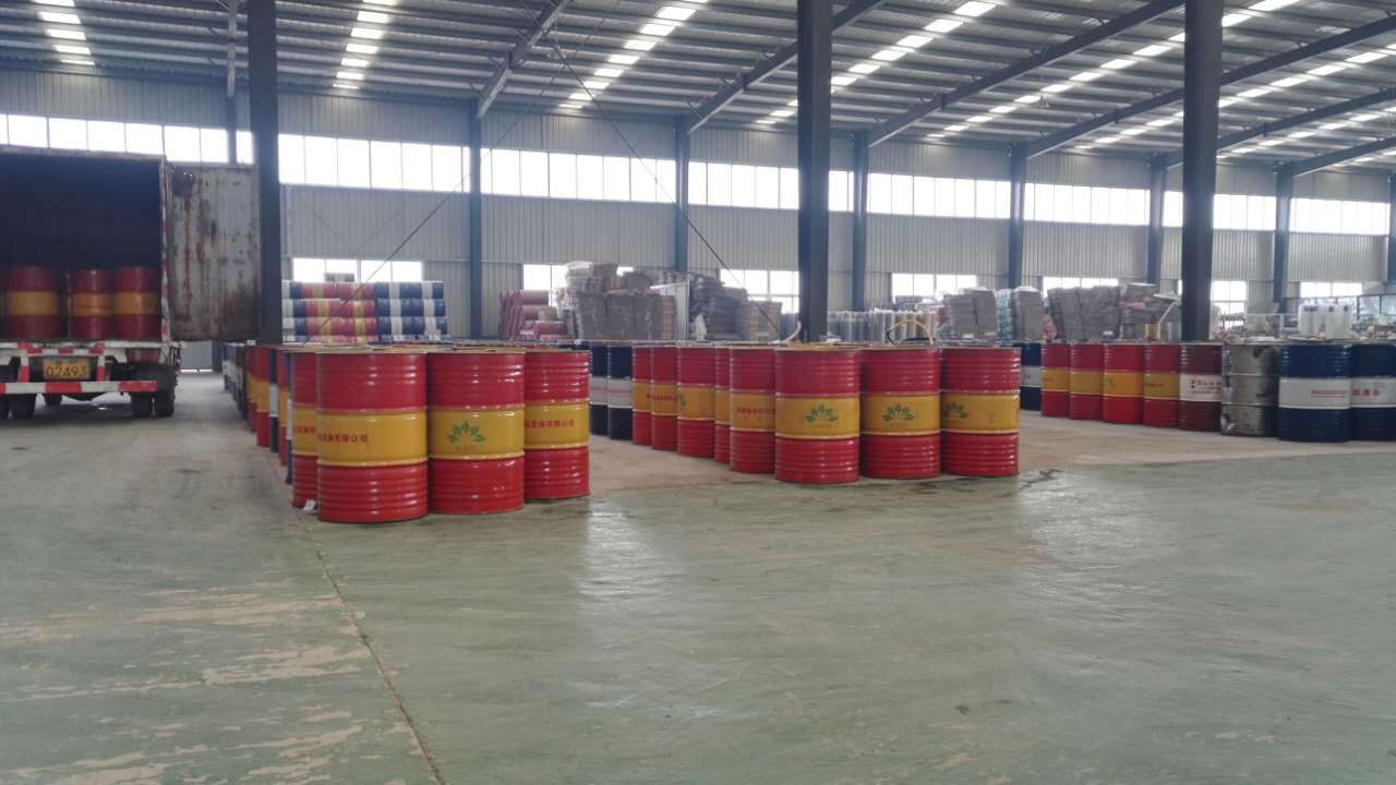 船用潤(rùn)滑油與陸上用柴油機(jī)油有什么不同?那個(gè)品牌的好用？